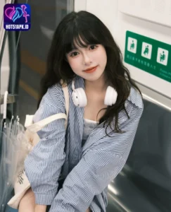 Read more about the article Menjelajahi Dunia Live Streaming: Li Ling Star Chinese Livestream Hot51 Beautiful